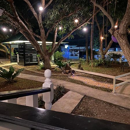 Ls Garden Villa Puerto Princesa Ngoại thất bức ảnh