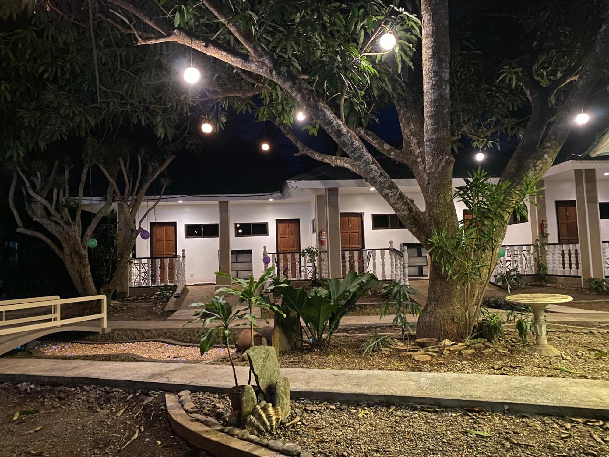 Ls Garden Villa Puerto Princesa Ngoại thất bức ảnh