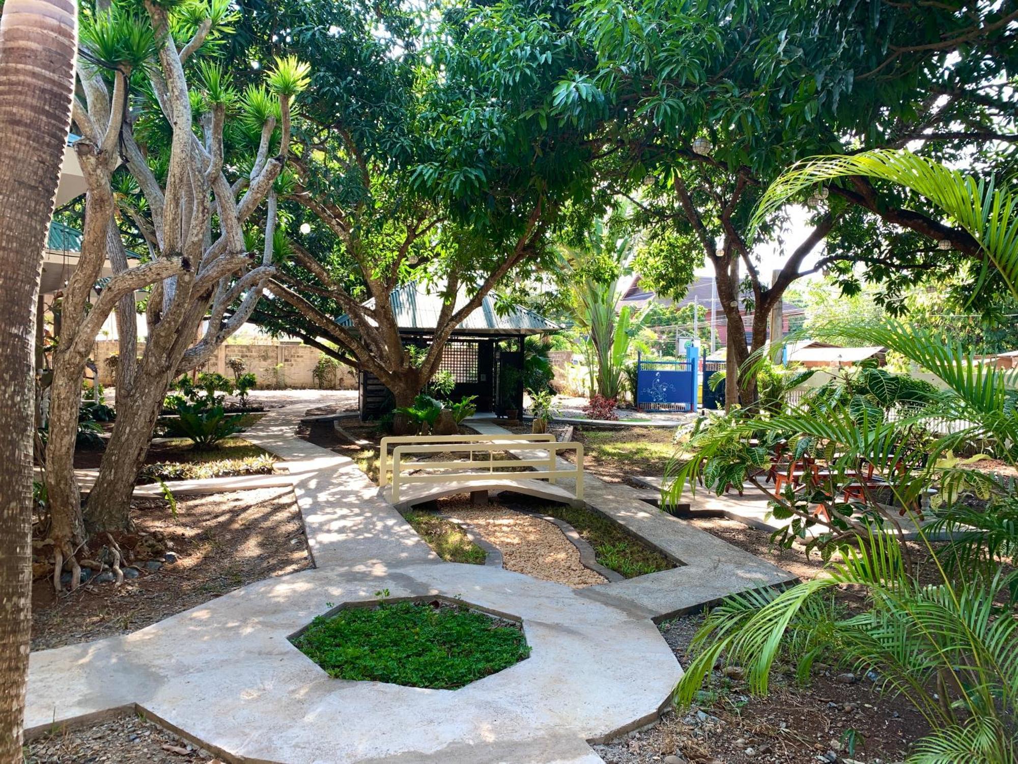 Ls Garden Villa Puerto Princesa Ngoại thất bức ảnh